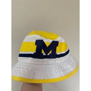 U of M / Adidas Logo x2 Striped Bucket Hat Michigan Wolverines Size Small/ Med